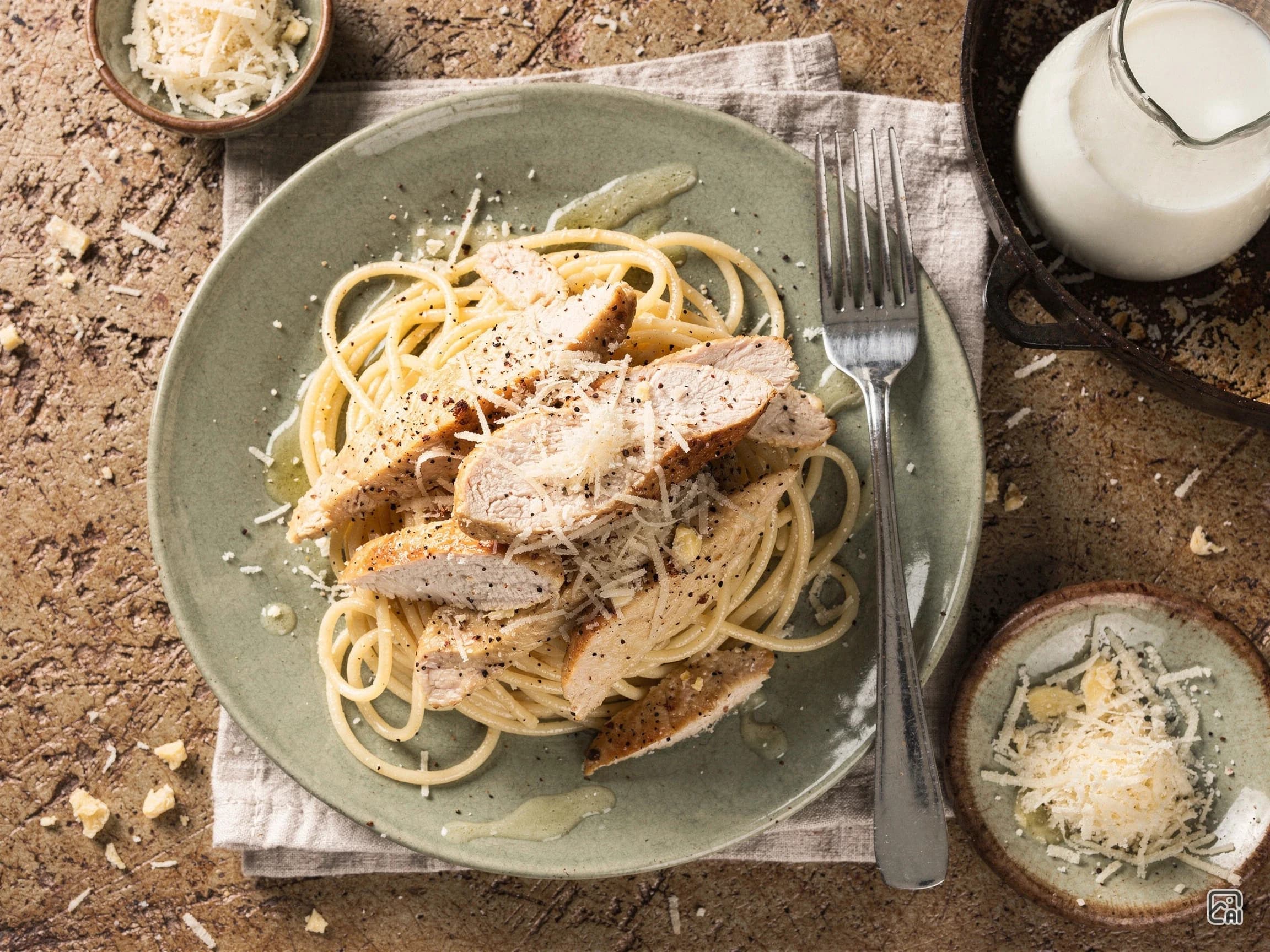 Pasta Alfredo con Pollo